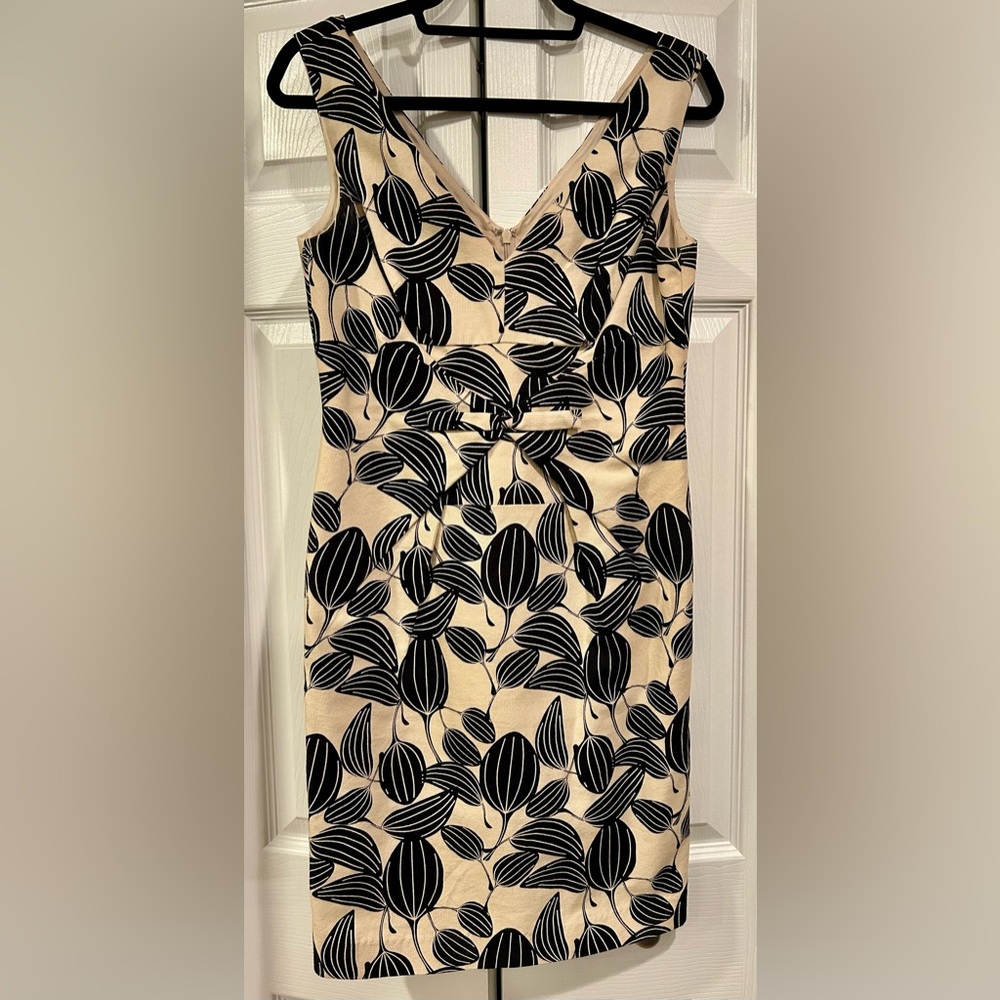 Hoss Introqia Black and Cream V-Neck Floral Dress